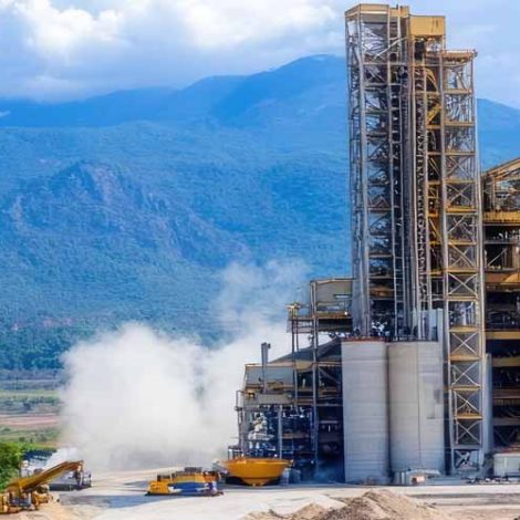 کاربرد کمپرسور اسکرو در صنعت سیمان: از اصول فنی تا راهنمای خرید