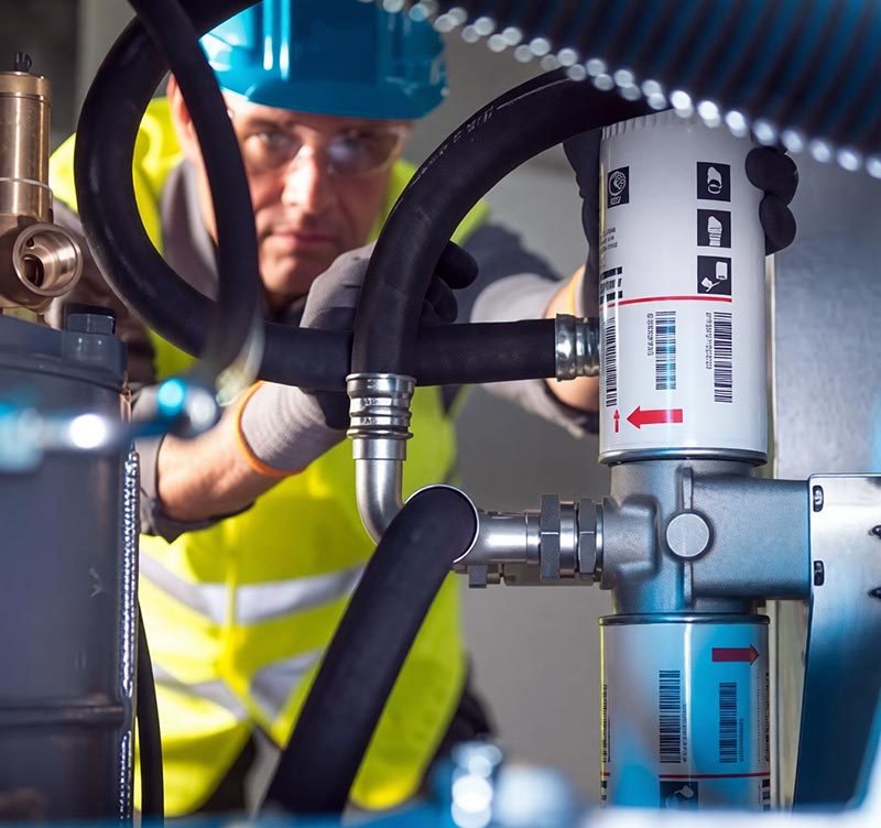 Cartridge or external separator filter